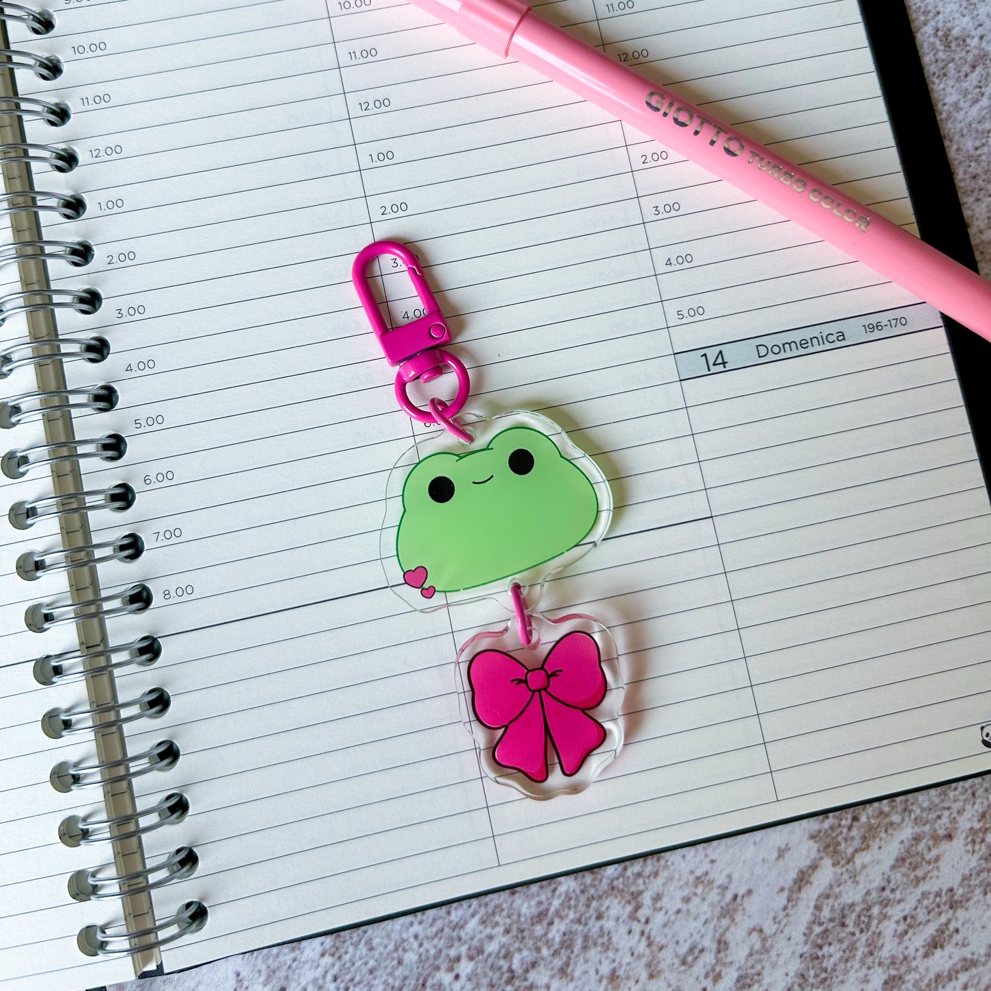Frog acrylic keychain - bow | linked charms keychain