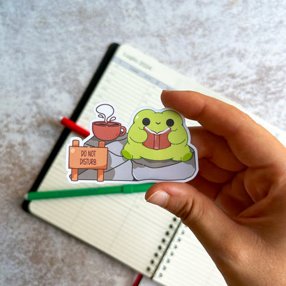 Do not disturb! | die cut frog sticker