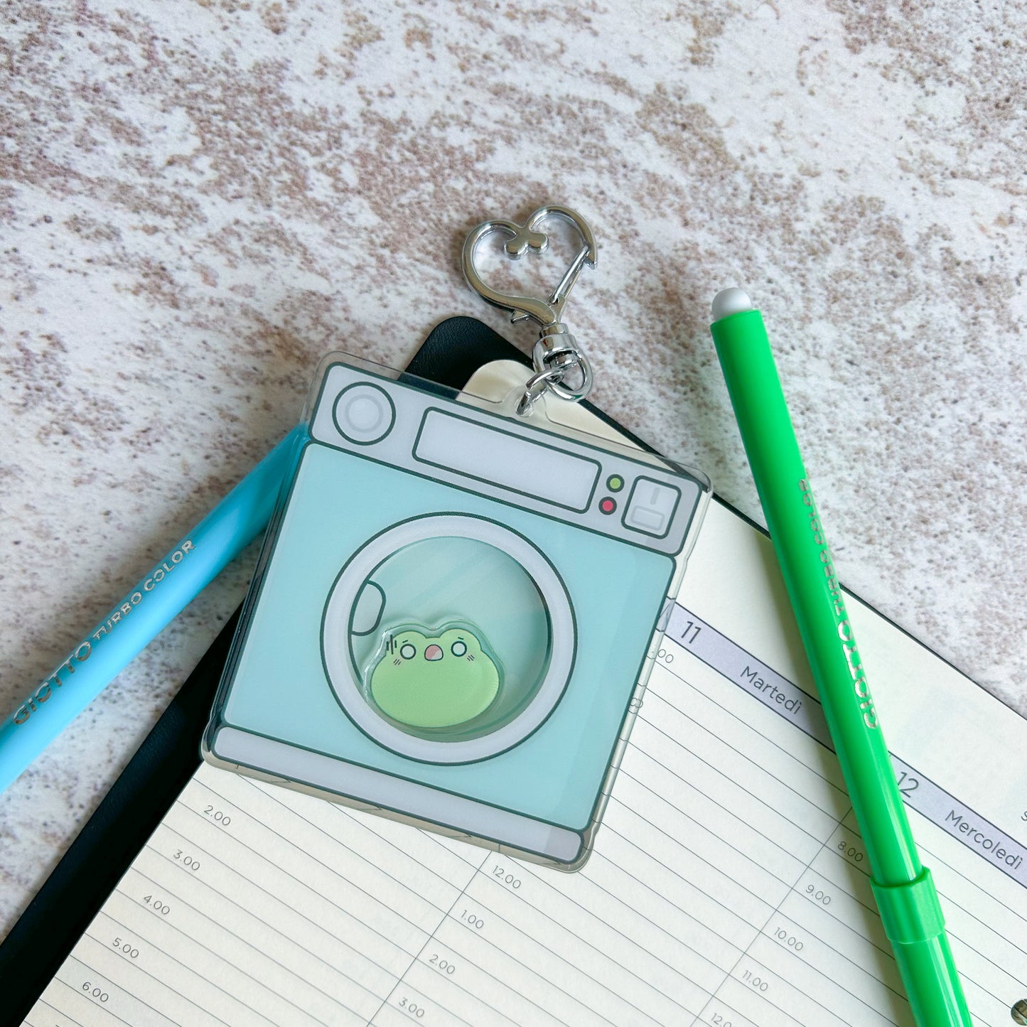 Frog trapped in washing machine shaker keychain | acrylic keychain